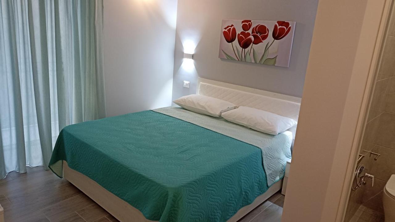 Bed and Breakfast Le Vie Del Centro Шакка Экстерьер фото